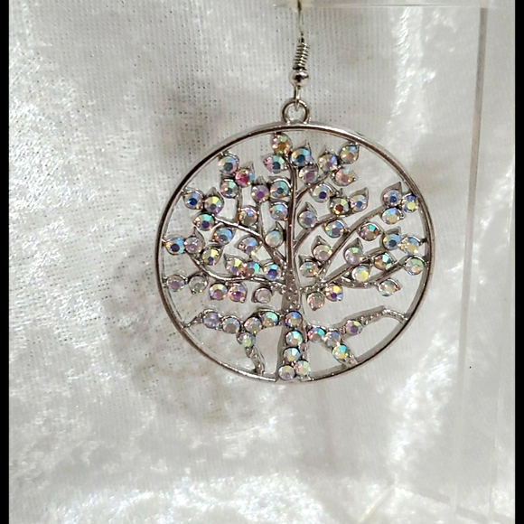 Silvertone AB rhinestones tree design pierced earrings - Picture 4 of 5